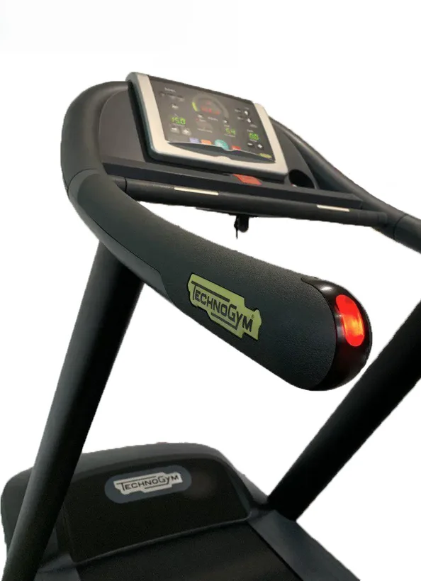 Бігова доріжка Technogym Jog Now 700 LED