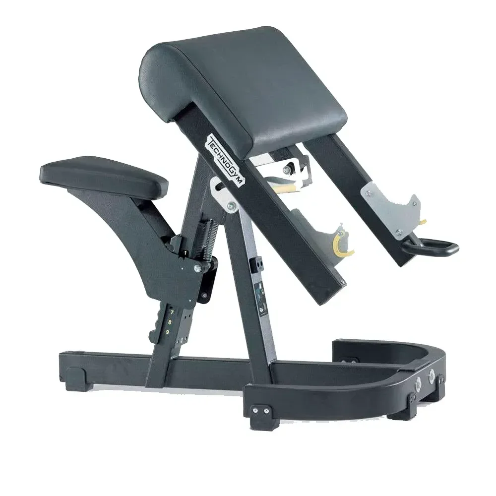 Лавка Скотта  Technogym Pure Strength Scott Bench PG06